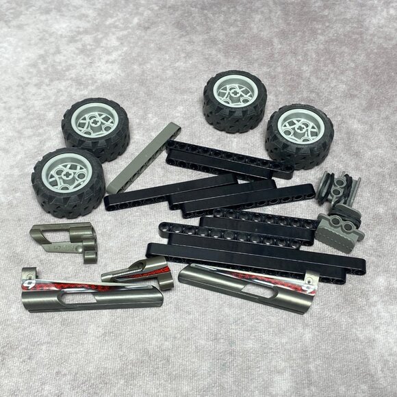 LEGO Racers 8353 Slammer Rhino Building Set With Manual - Picture 2 of 9